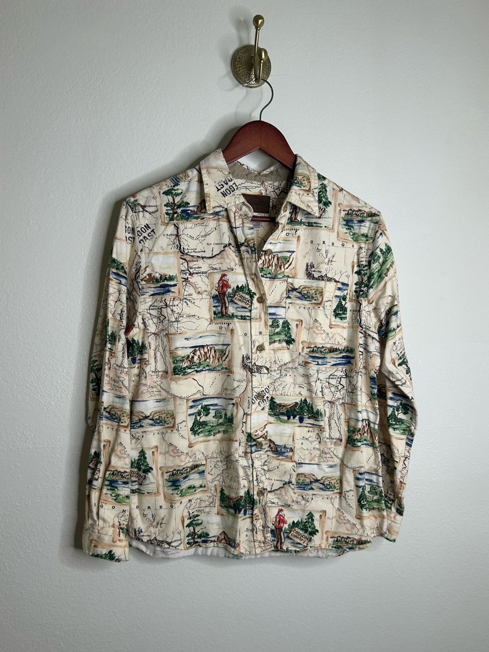 Pendleton 100% Cotton Oregon Coast Novelty Print Button Down Long Sleeve Top - Picture 5 of 16